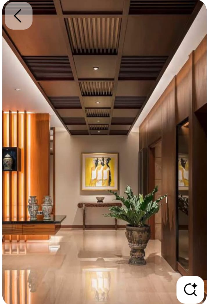 ENTRANCE LOBBY @LOUVERS